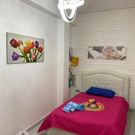 Timone Luxury דירה *